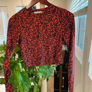 Long sleeve crop top red animal print